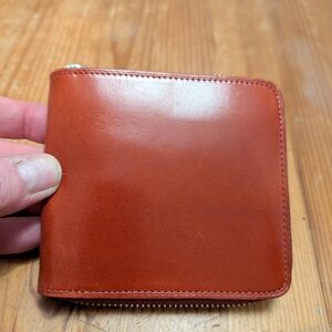 Il Bussetto Zip-Around Wallet – Red